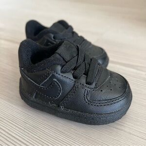 Nike Kids Black Sneakers